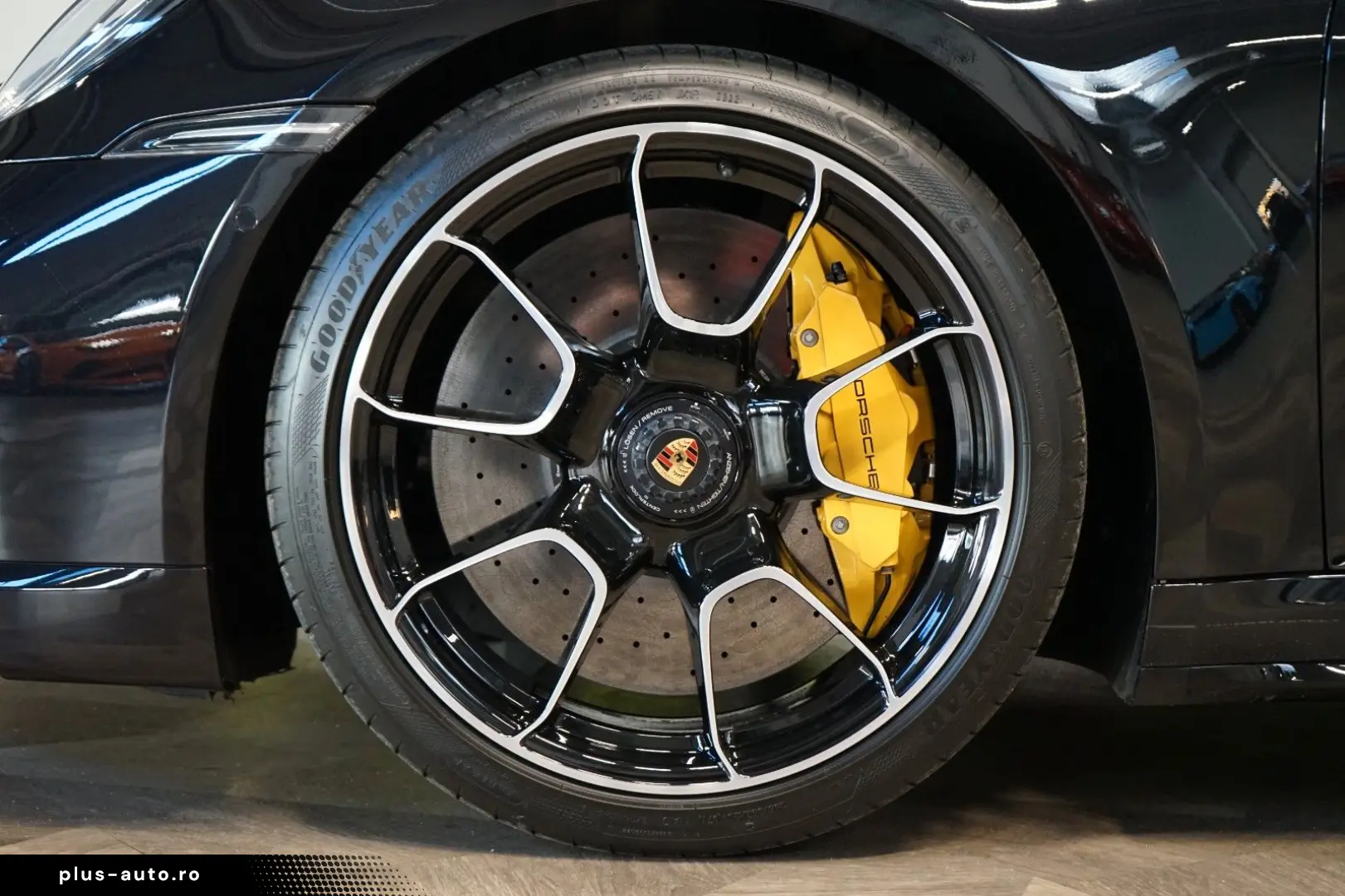 PORSCHE 911 992 TURBO APPROVED PDCC BOSE 179.174€ NETTO