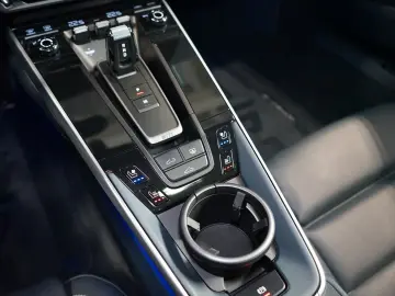 PORSCHE 911 992 TURBO APPROVED PDCC BOSE 179.174€ NETTO