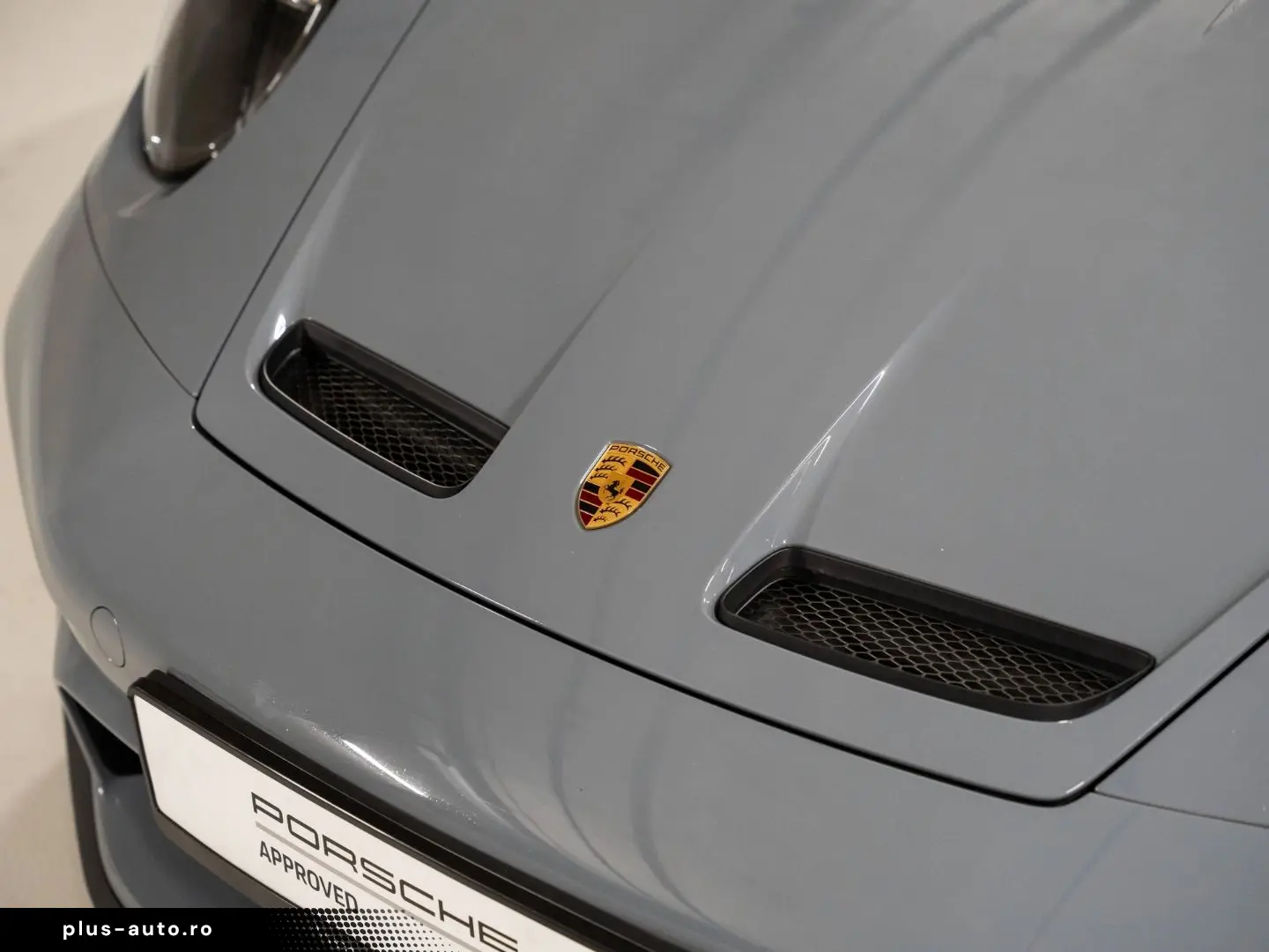 PORSCHE 911 GT3 mit Touring-Paket BOSE Lift-VA PDLS