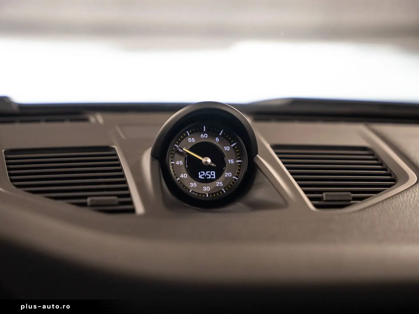 PORSCHE 911 GT3 mit Touring-Paket BOSE Lift-VA PDLS