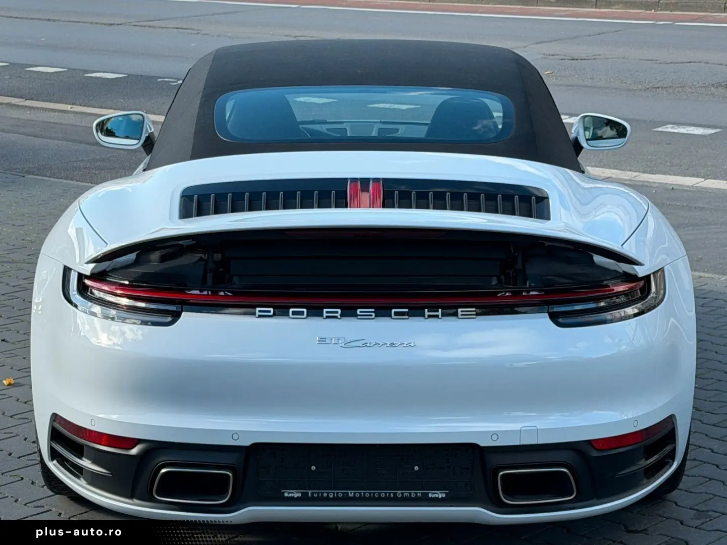 PORSCHE 911 Carrera Cabriolet Aut. 1 Hand Approved 02 28