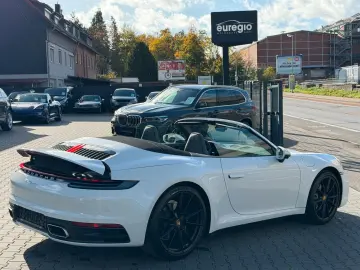 PORSCHE 911 Carrera Cabriolet Aut. 1 Hand Approved 02 28
