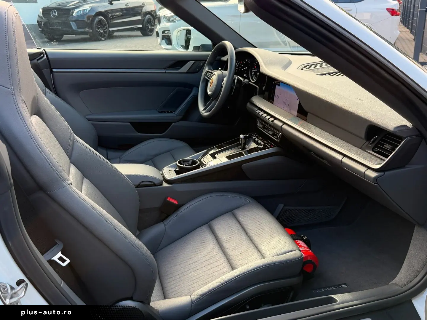 PORSCHE 911 Carrera Cabriolet Aut. 1 Hand Approved 02 28