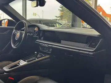 PORSCHE 911 Carrera S Cabriolet Matrix LED Approved 2026