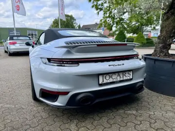 PORSCHE 911 Turbo S Cabriolet I Lift I Matrix
