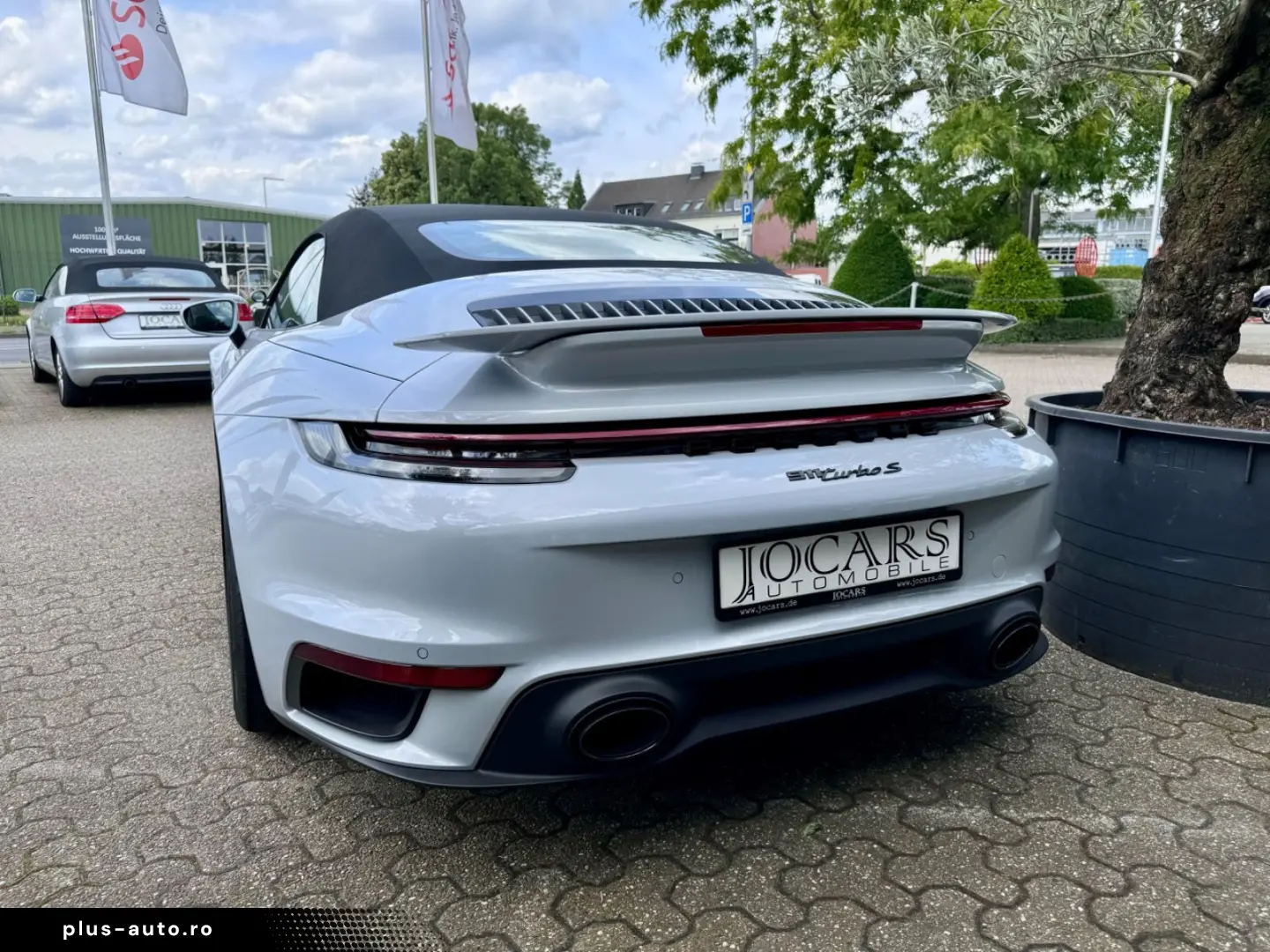 PORSCHE 911 Turbo S Cabriolet I Lift I Matrix