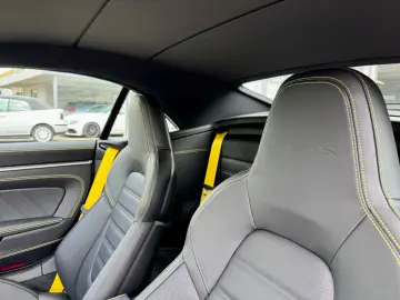 PORSCHE 911 Turbo S Cabriolet I Lift I Matrix