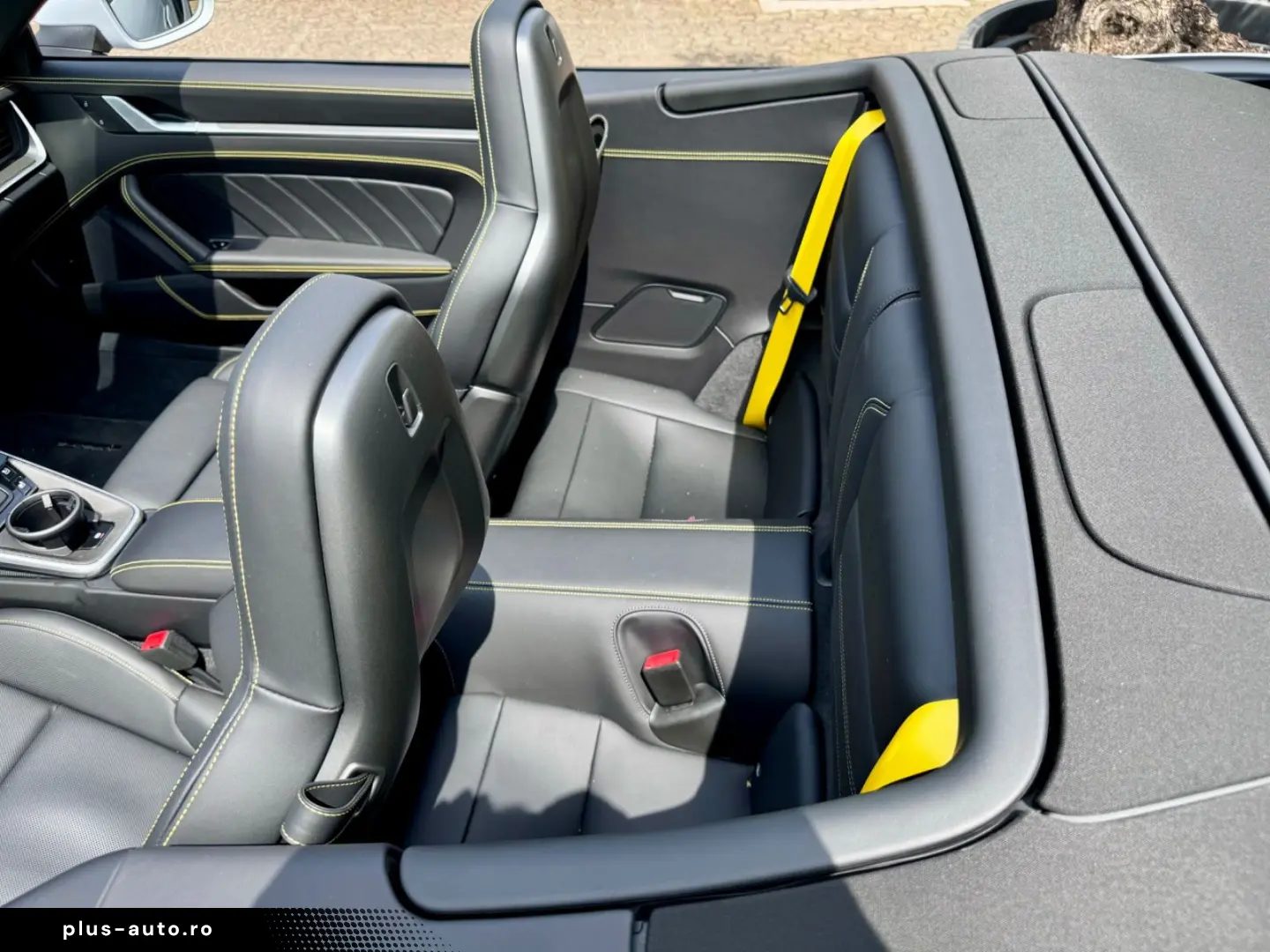 PORSCHE 911 Turbo S Cabriolet I Lift I Matrix