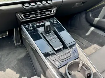 PORSCHE 911 Turbo S Cabriolet I Lift I Matrix