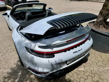 PORSCHE 911 Turbo S Cabriolet I Lift I Matrix