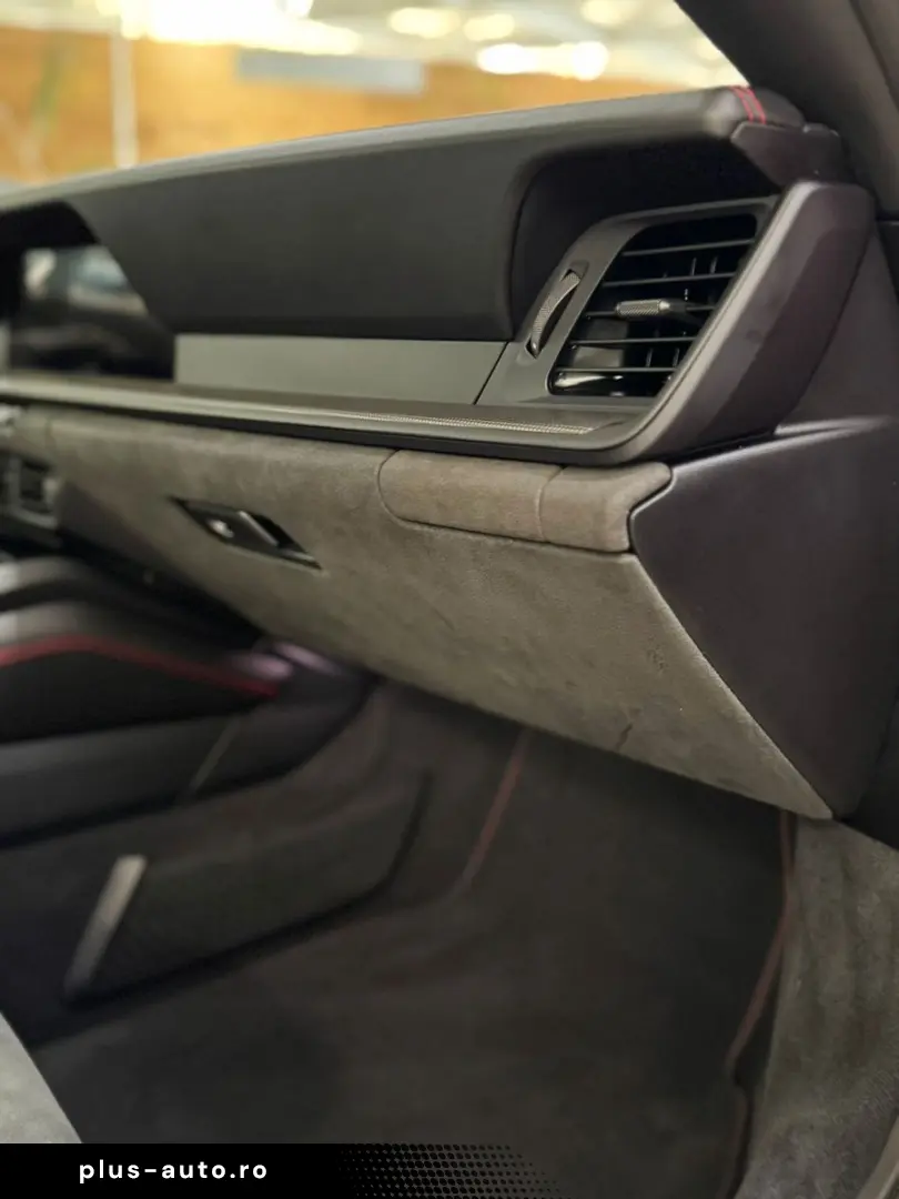 PORSCHE 911 Carrera GTS Cabrio 360 Carbon BOSE Mtx 18Weg