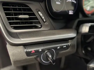 PORSCHE 911 Carrera GTS Cabrio 360 Carbon BOSE Mtx 18Weg