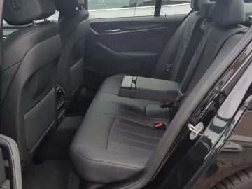 BMW 520 d M Sport-ACC-1HD-LEDER-20TKM-GARANTI-KAMERA