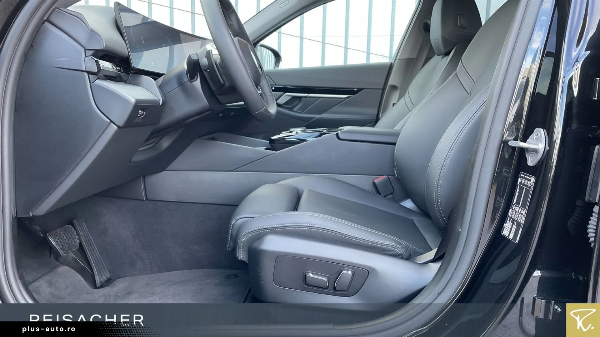 BMW 520i Lim adLED DrAss Park  Komfortzug. 18 LM