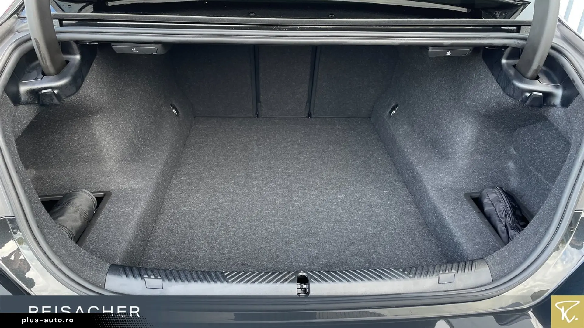 BMW 520i Lim adLED DrAss Park  Komfortzug. 18 LM