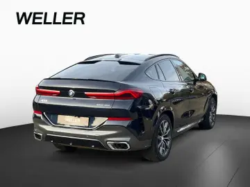 BMW X6 xDr40i MSport SoftClose Massage Ventilation AuxHeat