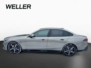 BMW 550e xDr Lim M SPORT PRO AdLED Pano B&W DAPro