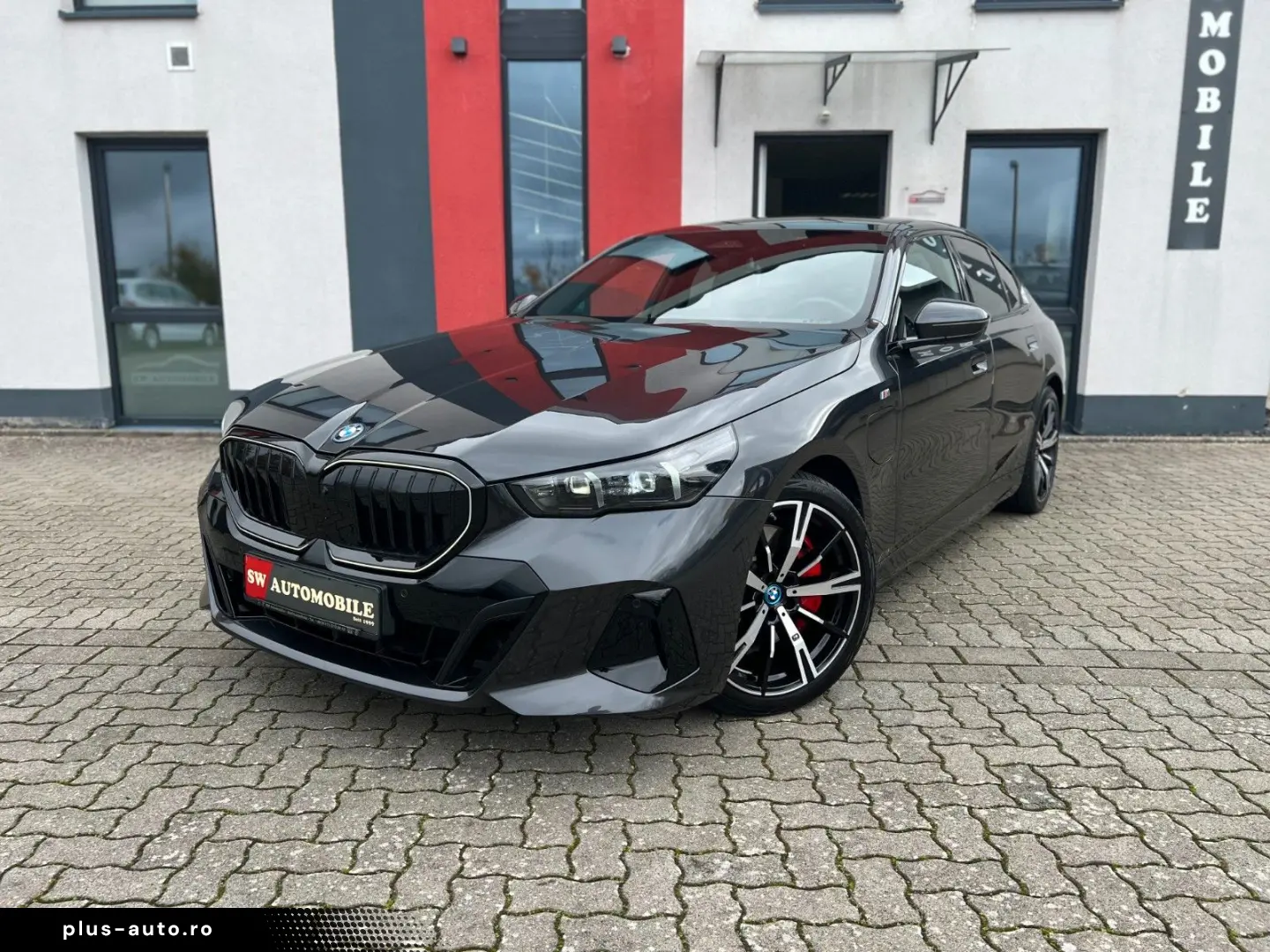 BMW 550e xDrive  M-Sport-Pro 360  ACC IAL PANO HUP