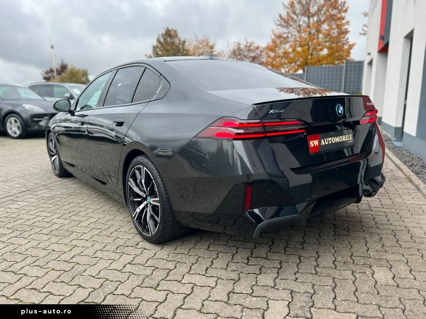 BMW 550e xDrive  M-Sport-Pro 360  ACC IAL PANO HUP