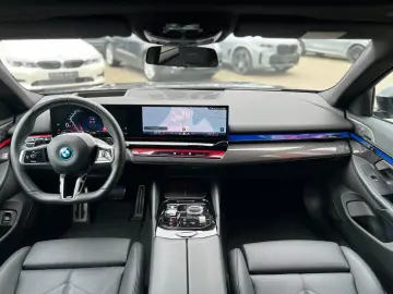 BMW 550e xDrive  M-Sport-Pro 360  ACC IAL PANO HUP