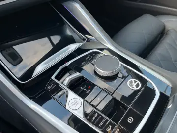 BMW X6 xDr30d MSport Massage Ventil SoftClose IconicGlow