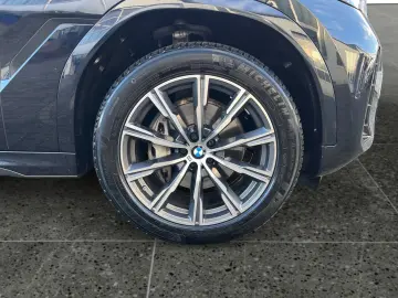 BMW X6 xDr30d MSport Massage Ventil SoftClose IconicGlow