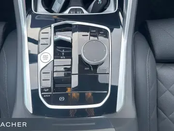 BMW X6 xDr30d SoftClose Massage Ventil IconicGlow 360