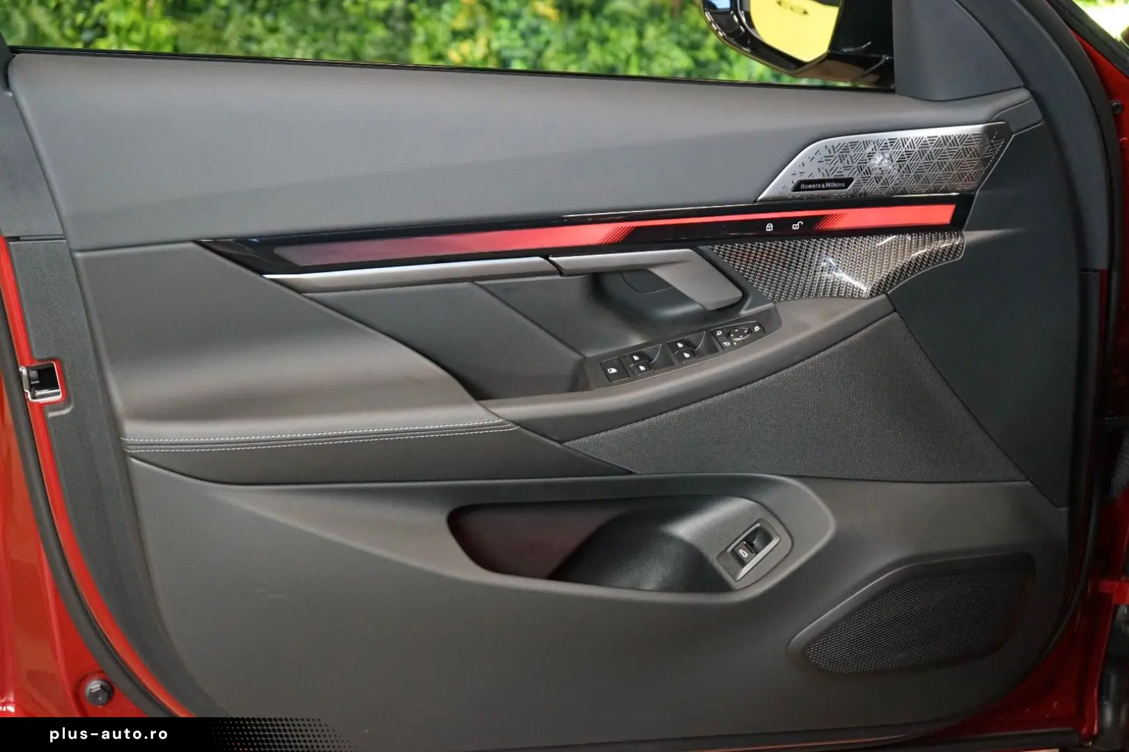 BMW 550e xDRIVE BOWERS HUD 360 62.562€ NETTO