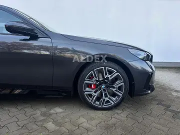 BMW 550 e xDrive M SPORT PRO