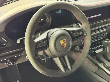 PORSCHE 992 GT3 Clubsport PCCB Carbon-Dach Schalensitze