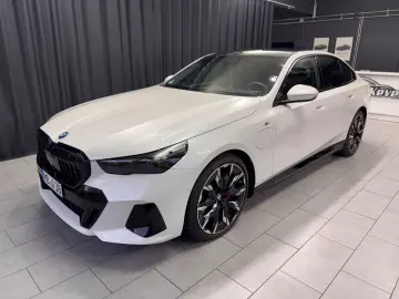 BMW 550e Lim. xDrive M SPORT CARBON PANO 21 ZOLL