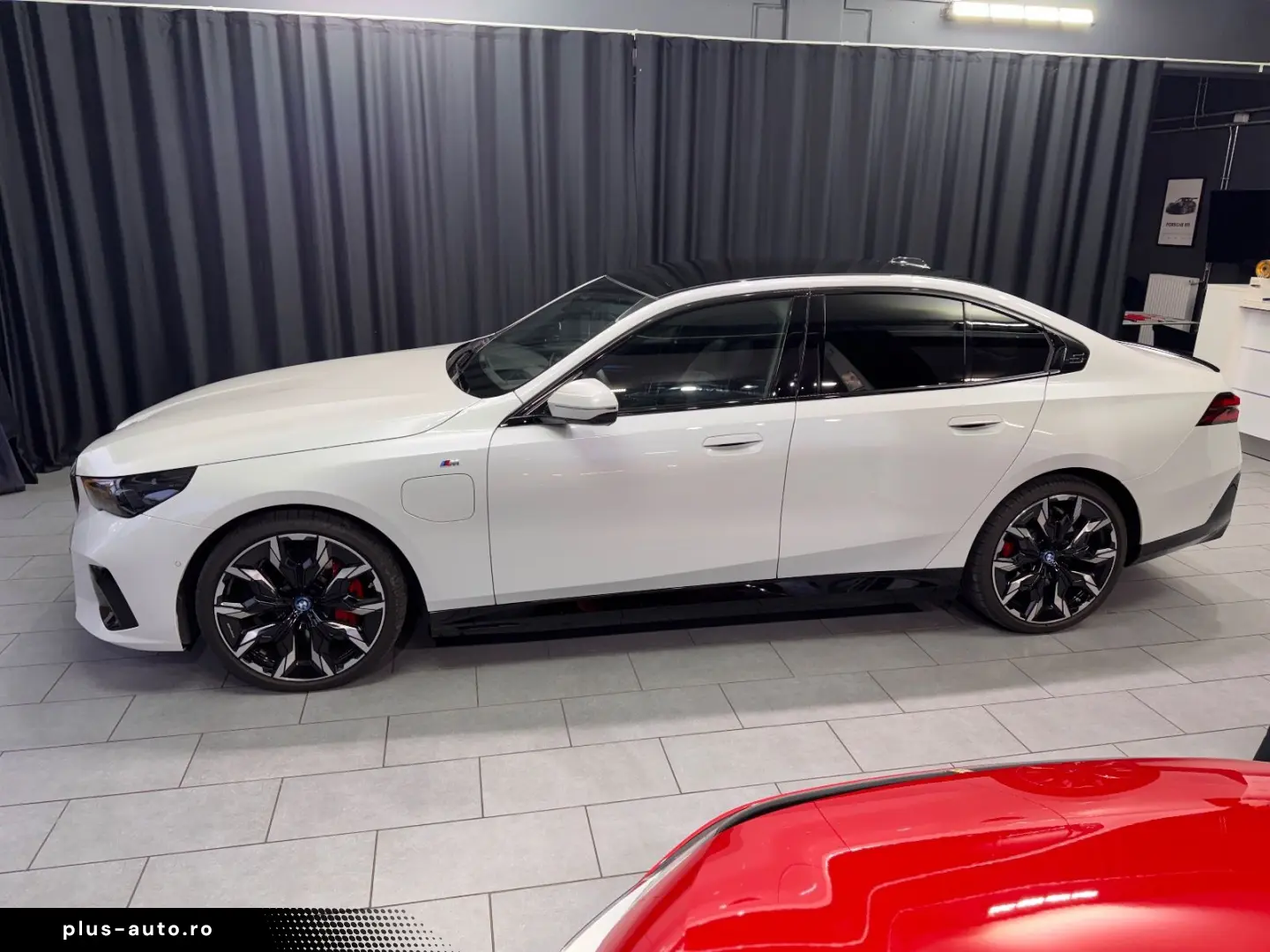 BMW 550e Lim. xDrive M SPORT CARBON PANO 21 ZOLL