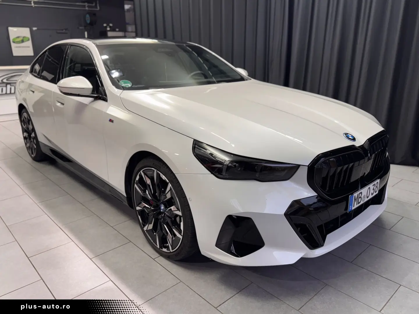 BMW 550e Lim. xDrive M SPORT CARBON PANO 21 ZOLL