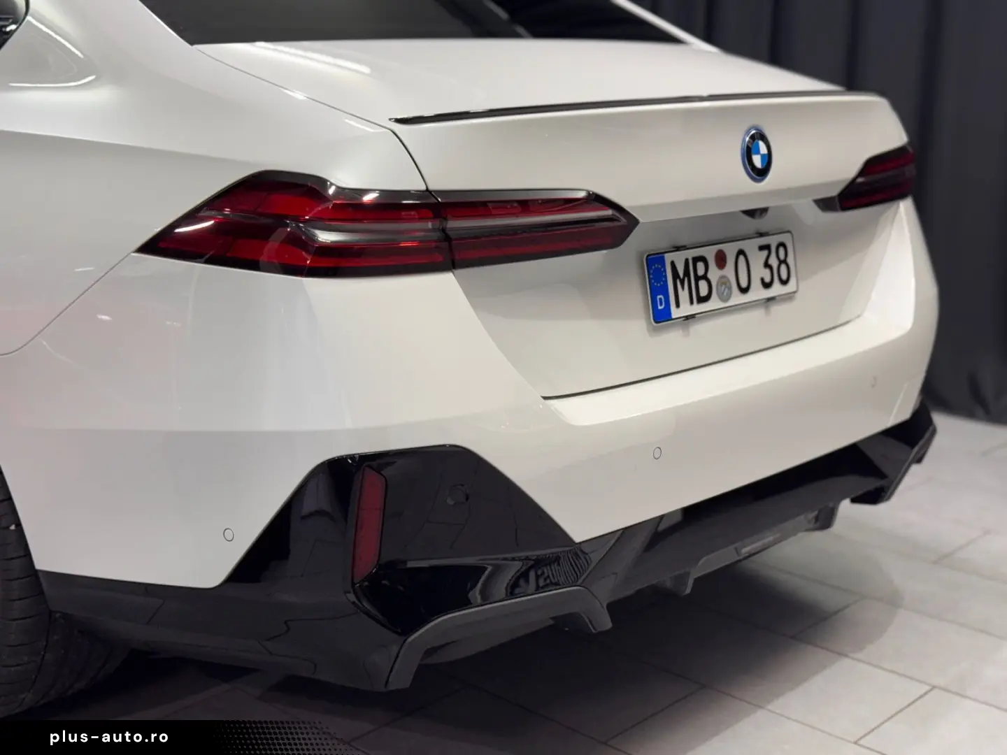 BMW 550e Lim. xDrive M SPORT CARBON PANO 21 ZOLL