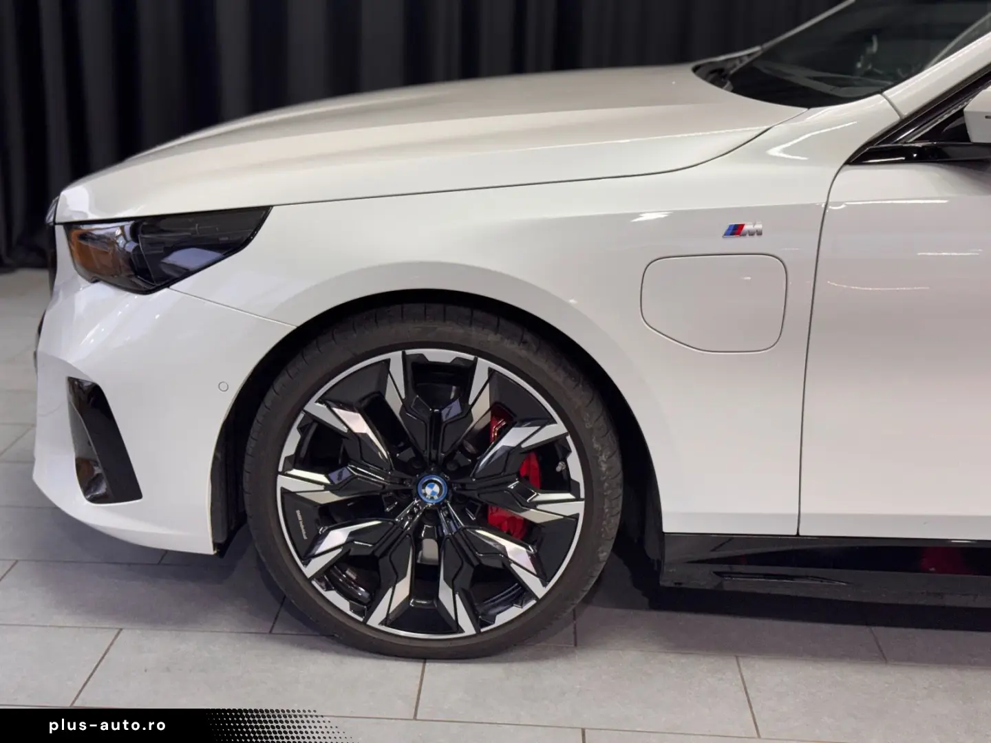 BMW 550e Lim. xDrive M SPORT CARBON PANO 21 ZOLL