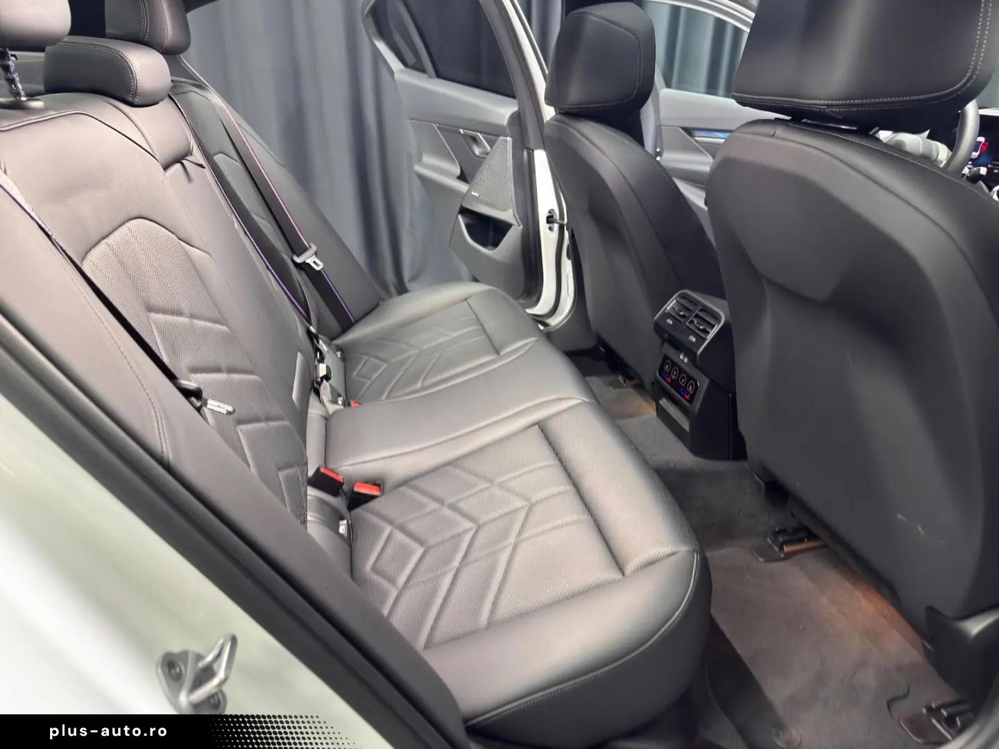 BMW 550e Lim. xDrive M SPORT CARBON PANO 21 ZOLL