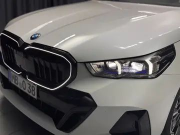 BMW 550e Lim. xDrive M SPORT CARBON PANO 21 ZOLL