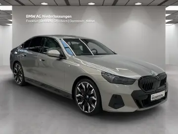 BMW 550e xDrive M Sport AHK Driv.Assist.Prof Kamera