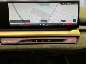 BMW 550e xDrive M Sport AHK Driv.Assist.Prof Kamera