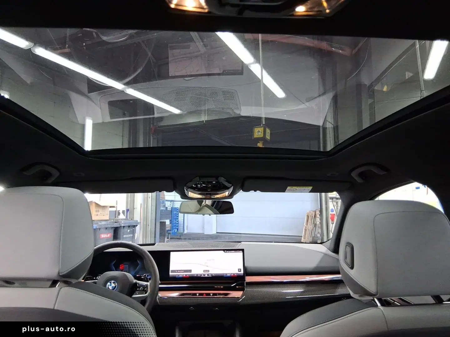 BMW 550e xDrive Limousine FrozenDeep DrivAssProf Par