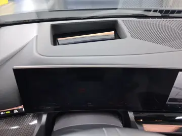 BMW 550e xDrive Limousine FrozenDeep DrivAssProf Par