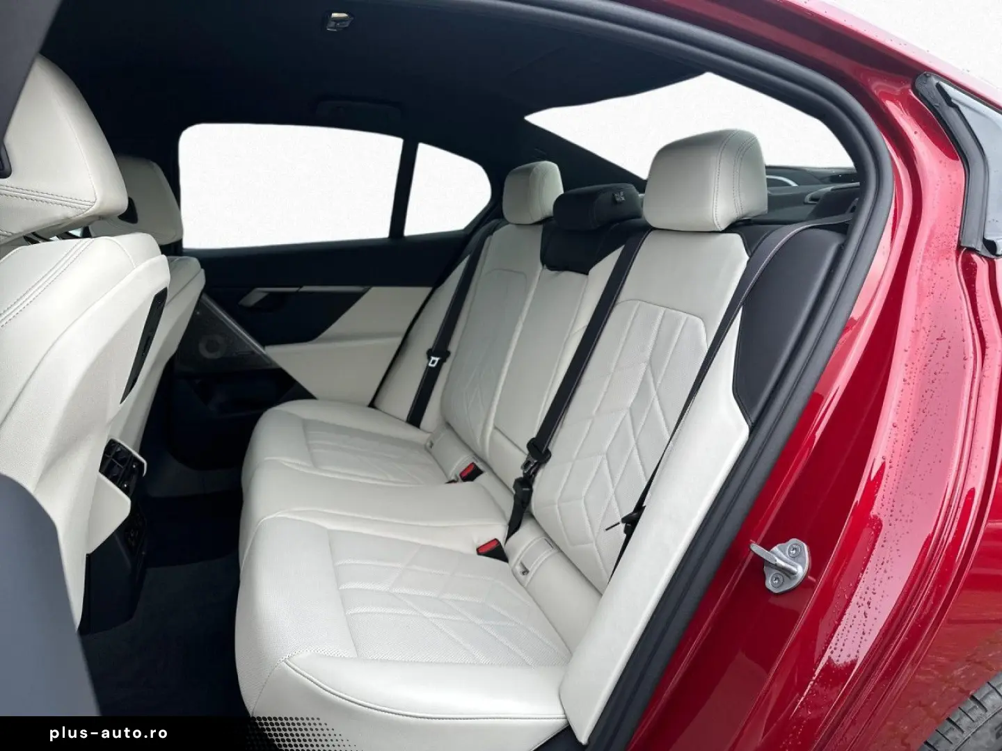 BMW 550e xDr M Sport Pro DA-Pr PA  B W AHK IconicGl