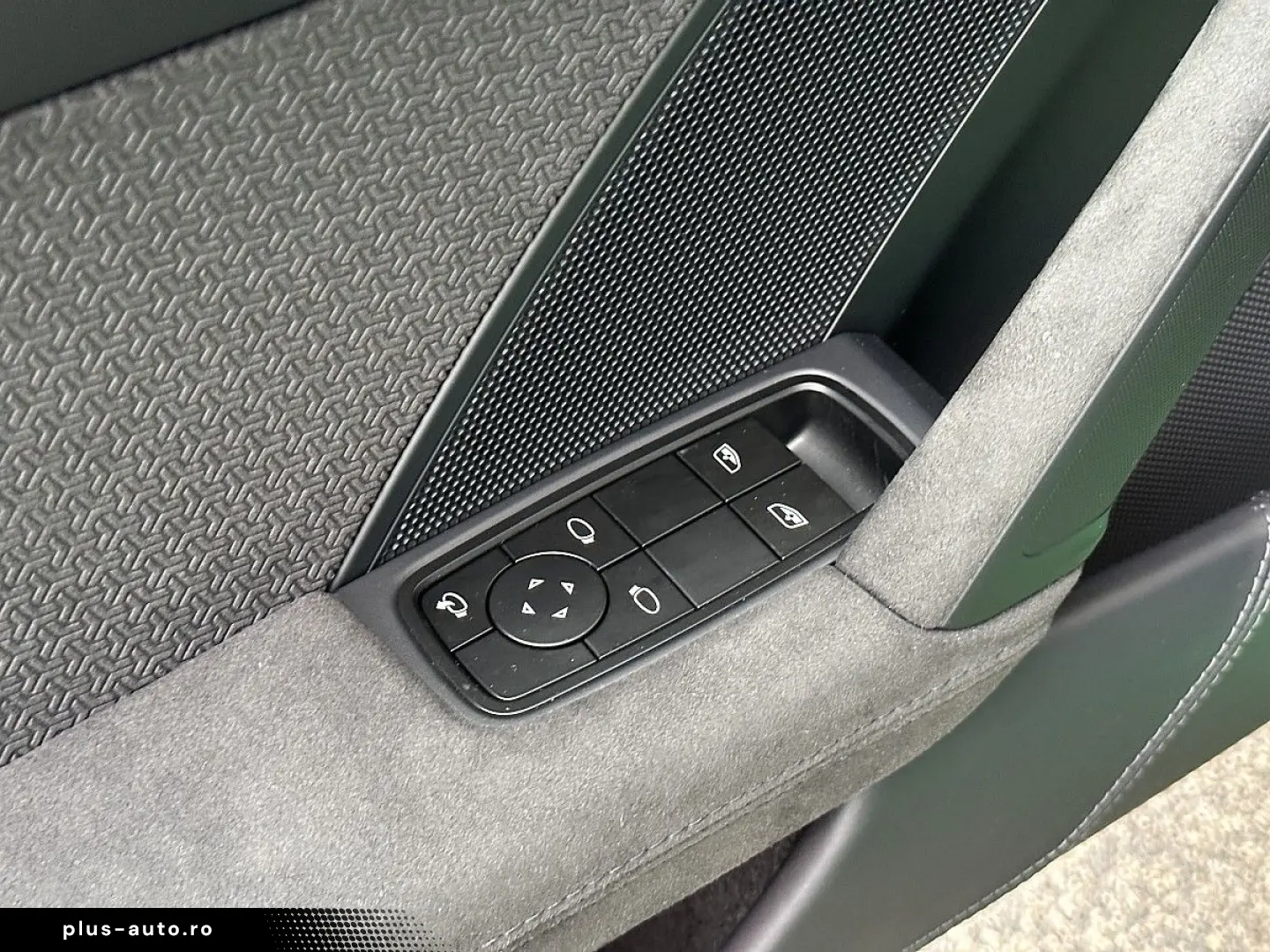 PORSCHE 911 Carrera 4 Coupe GTS PDK   Carbon Dach   A...