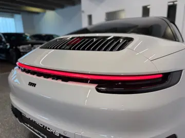 PORSCHE 911 Targa 4  SPORT-CHRONO BOSE SITZ-KÜHLUNG PTS