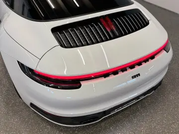 PORSCHE 911 Targa 4  SPORT-CHRONO BOSE SITZ-KÜHLUNG PTS