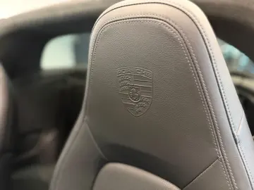 PORSCHE 911 Targa 4  SPORT-CHRONO BOSE SITZ-KÜHLUNG PTS