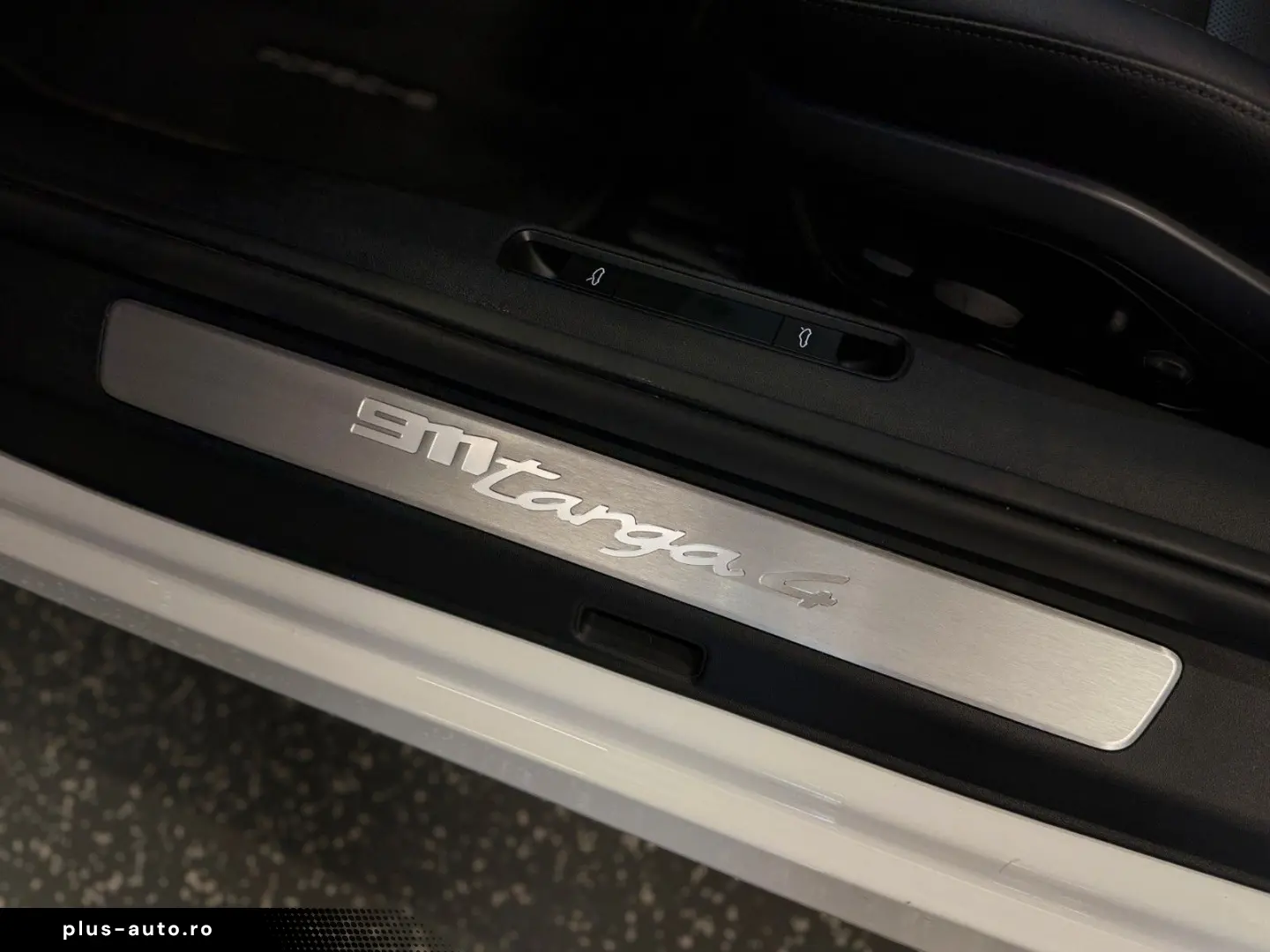 PORSCHE 911 Targa 4  SPORT-CHRONO BOSE SITZ-KÜHLUNG PTS