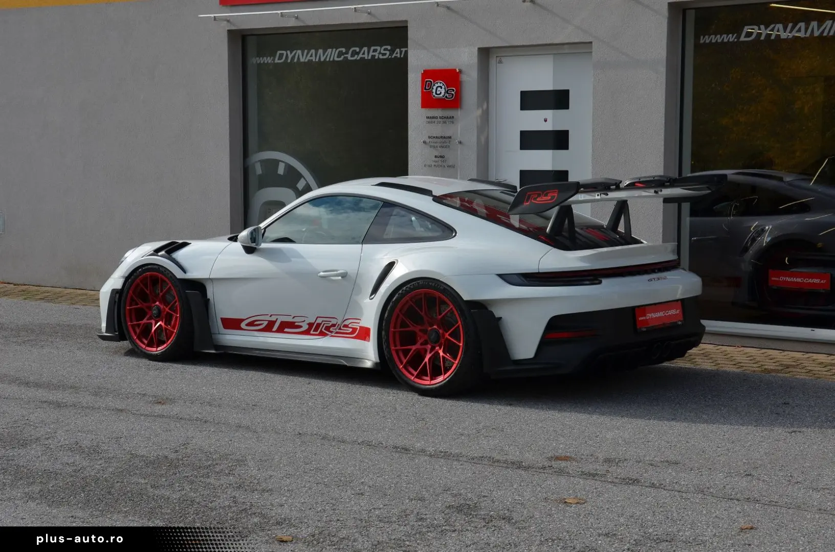 PORSCHE 911 GT3 RS