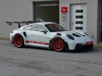 PORSCHE 911 GT3 RS