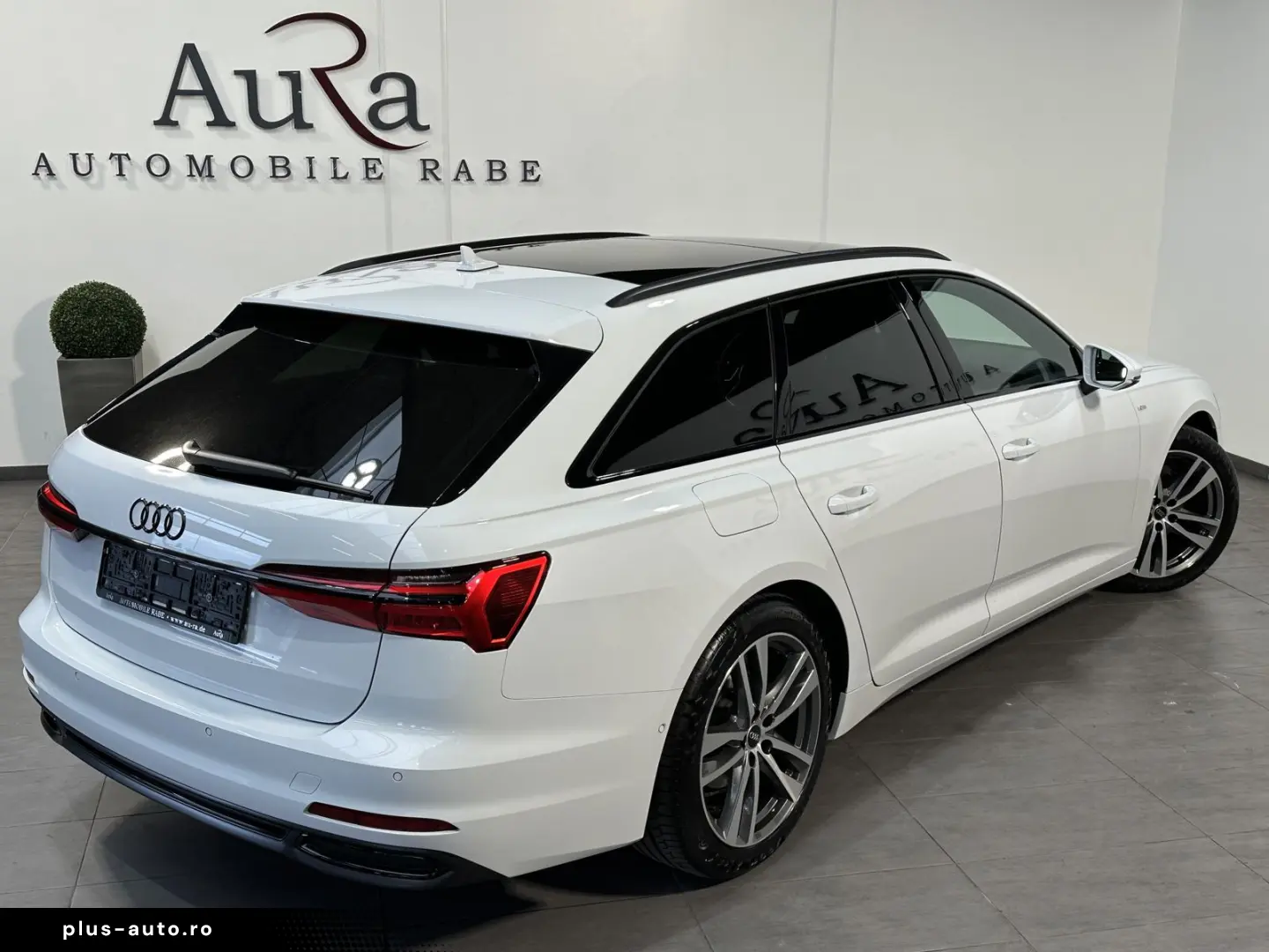AUDI A6 Avant 40 TDI S-Line Black NAV LED AHK PANORAM